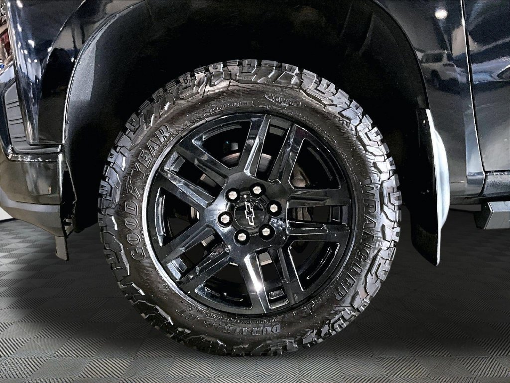 Used 2022 Black Chevrolet LT Trail Boss image 7