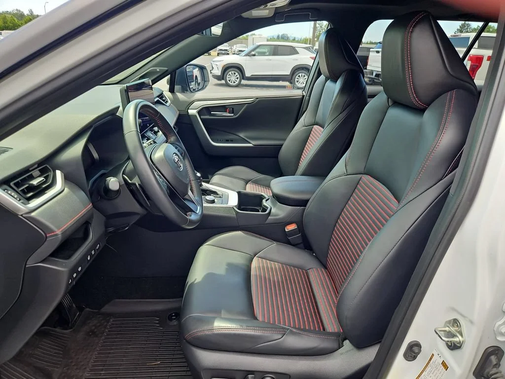 Used 2024  Toyota XSE image 21