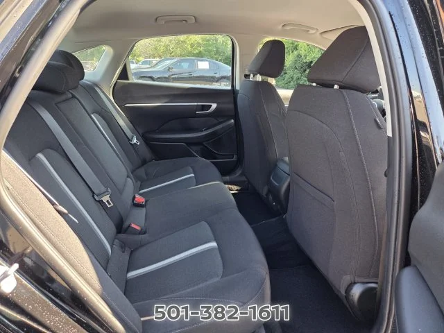 Used 2024 Black Hyundai SEL image 13