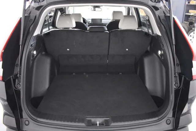 Used 2024  Honda EX image 18