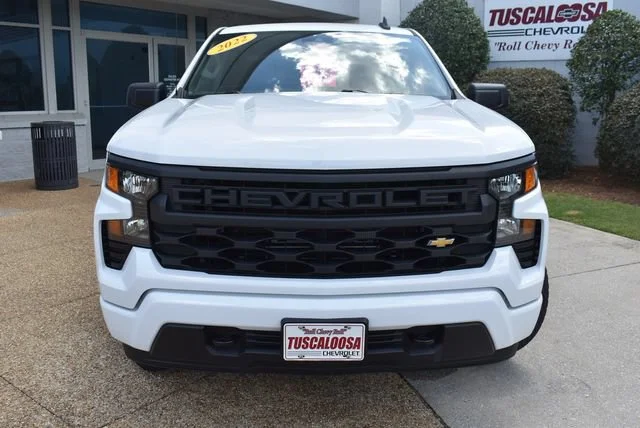 Certified Used 2022 SUMMIT WHITE Chevrolet Custom image 2