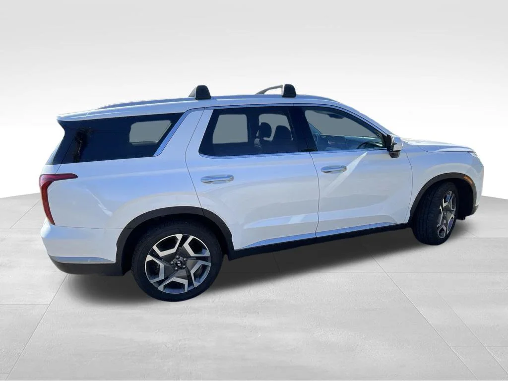 Used 2023 White Hyundai SEL image 23