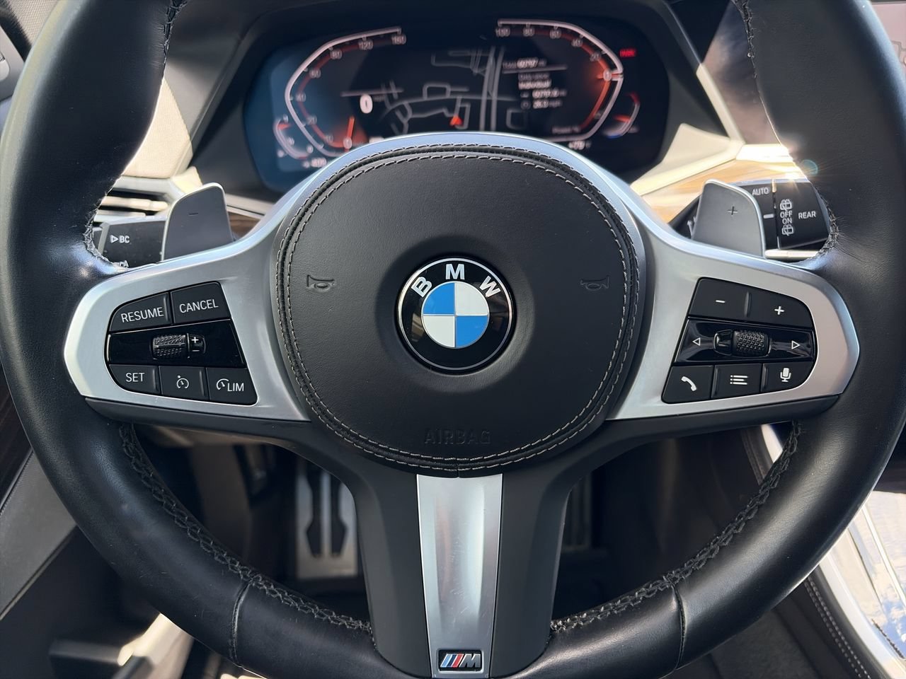 Used 2023 Carbon Black Metallic BMW xDrive40i image 22