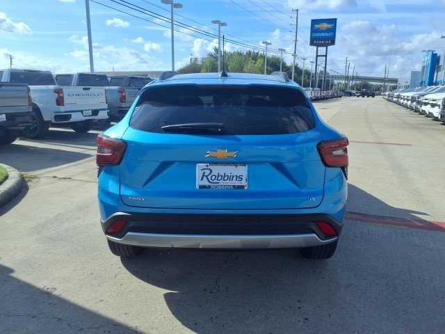 2026 Chevrolet Trax LT - Photo 8