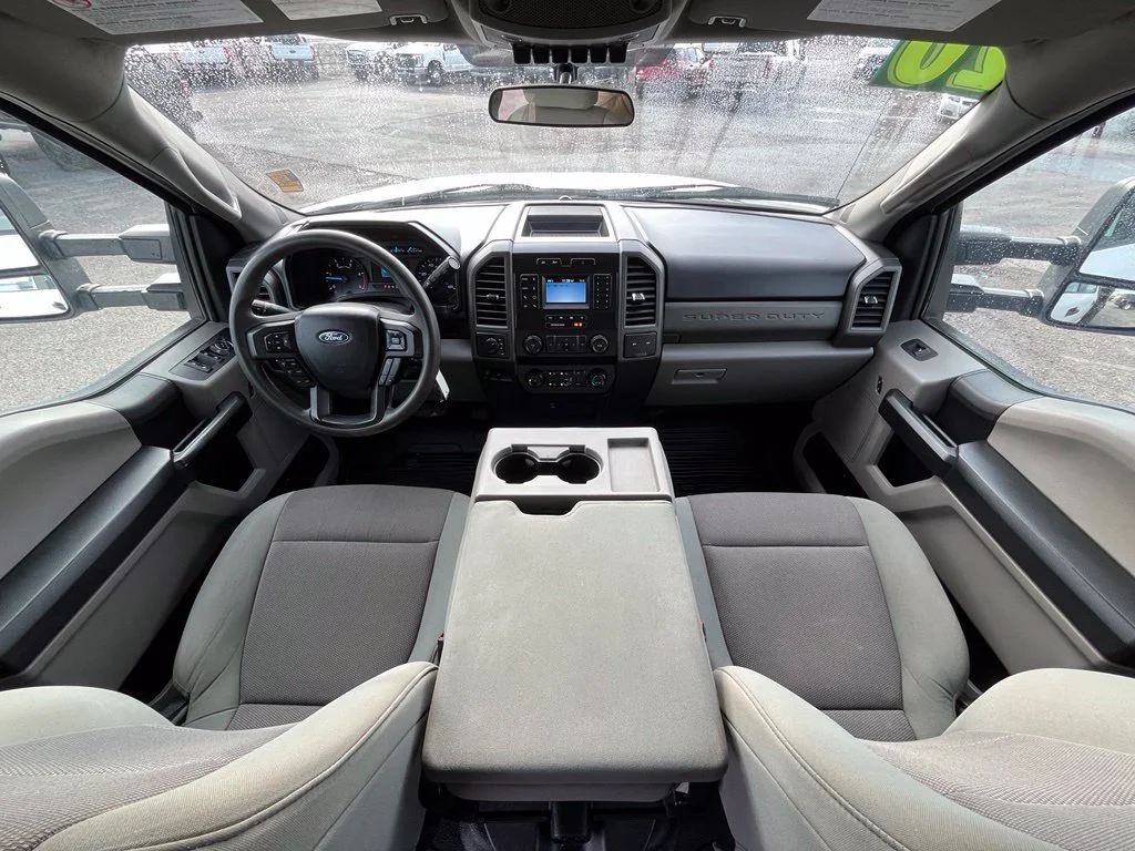 Used 2022 White Ford XL image 13