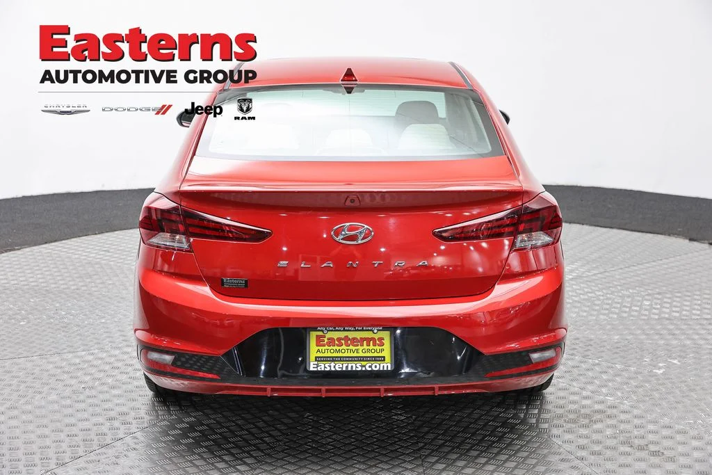 Used 2019 Red Hyundai Value Edition image 8