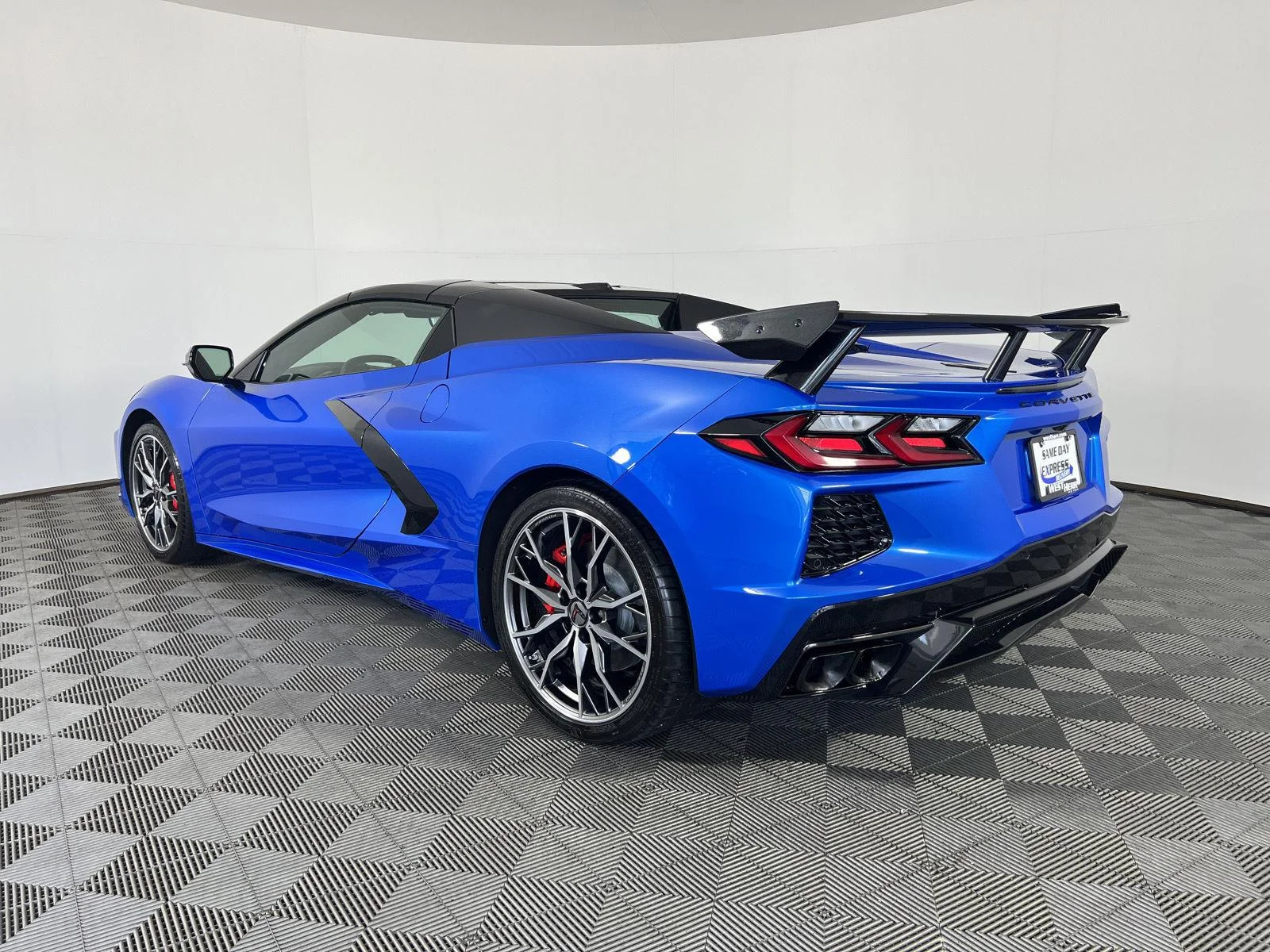 Used 2025 Riptide Blue Metallic Chevrolet 2LT image 24
