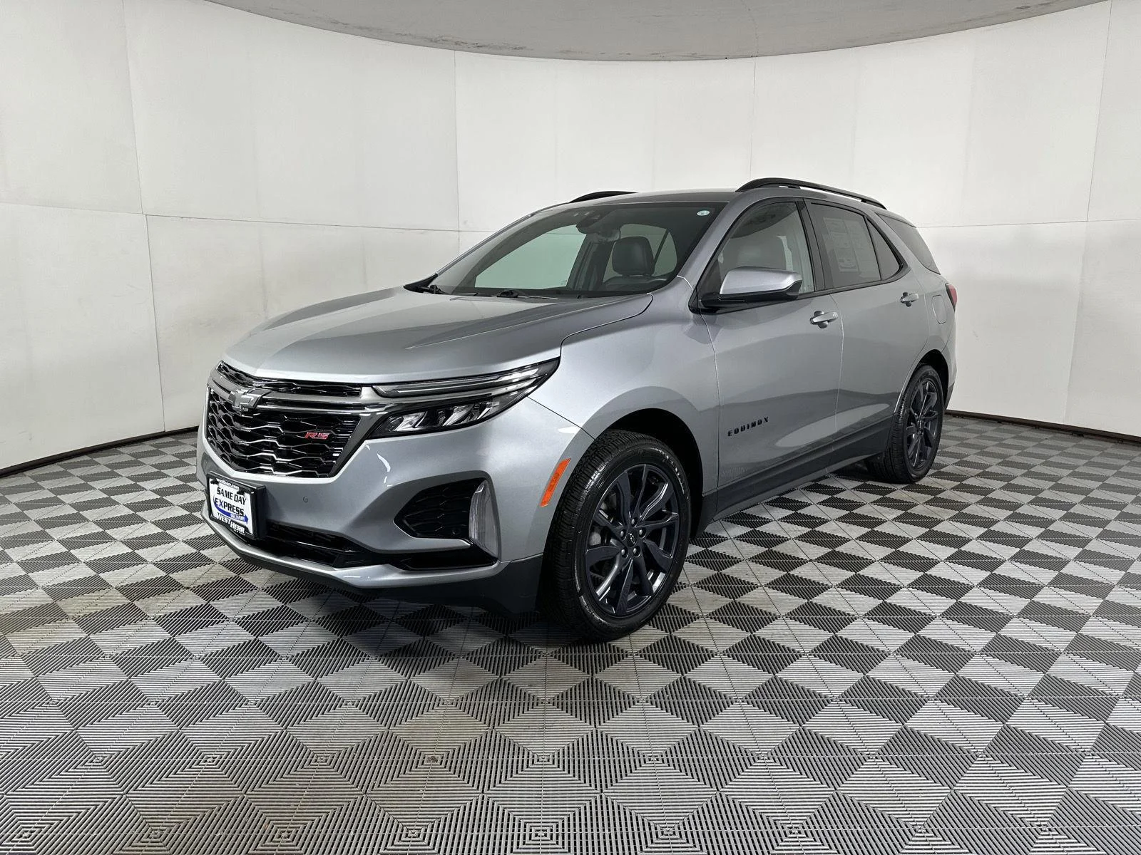 Used 2023 Sterling Gray Metallic Chevrolet RS image 4
