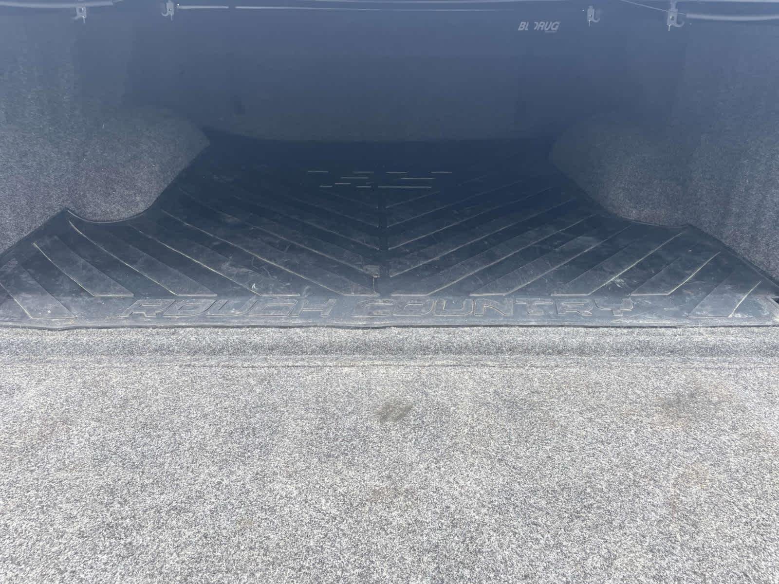 Used 2021 Oxford White/Carbonized Gray Ford XLT image 19