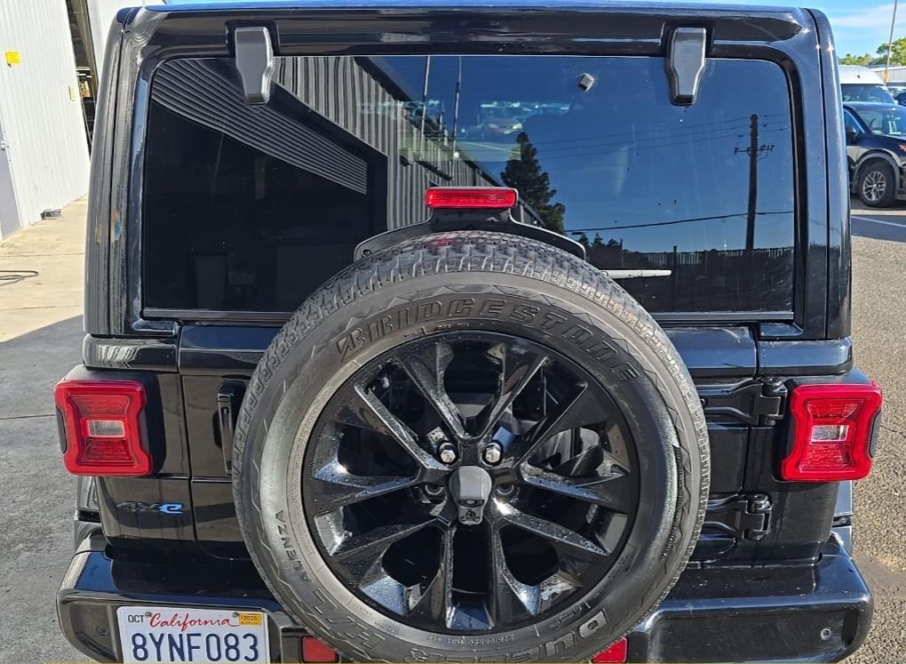 Used 2021 Black Jeep Unlimited Sahara High Altitude 4xe image 5
