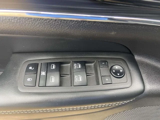 Used 2021 Black Jeep Limited image 14