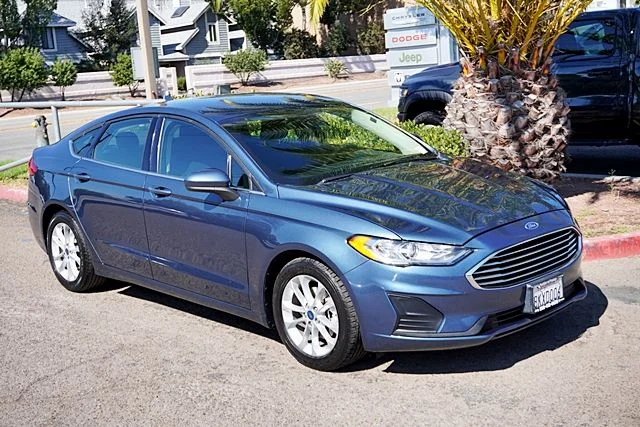 Used 2019 Ford Fusion SE with VIN 3FA6P0HD1KR275284 for sale in Poway, CA