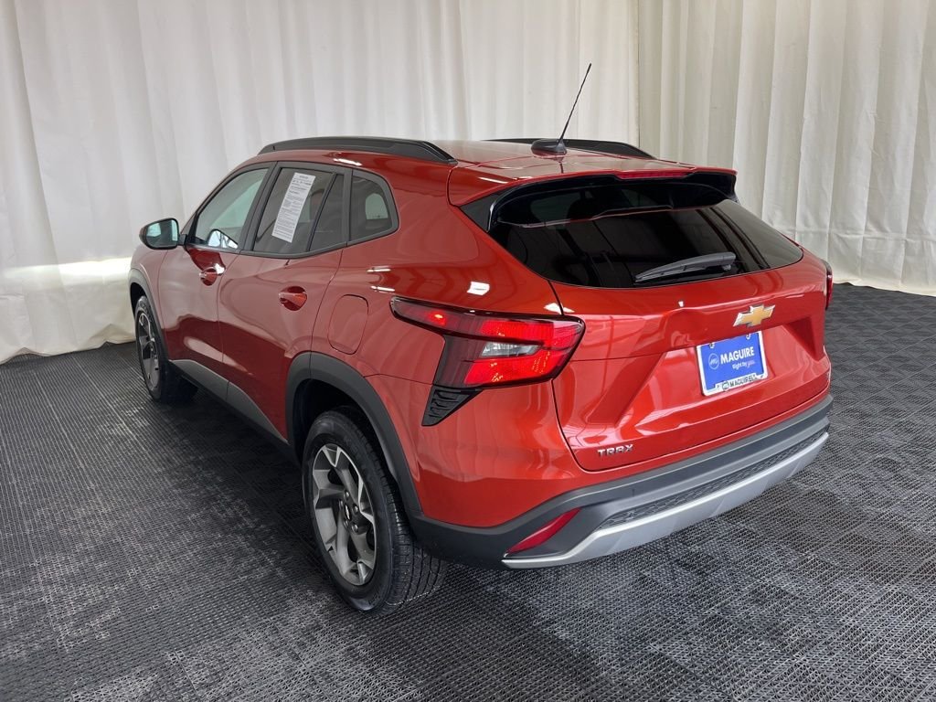 2024 Chevrolet Trax LT - Photo 26