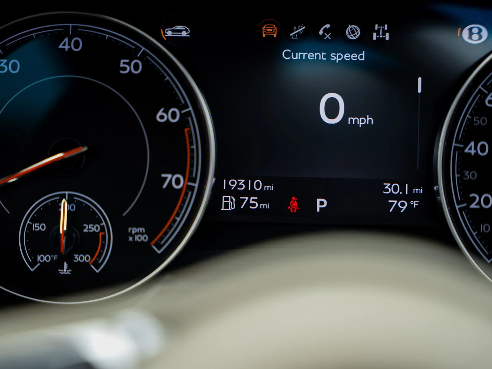 Used 2018 Gray Bentley W12 image 44