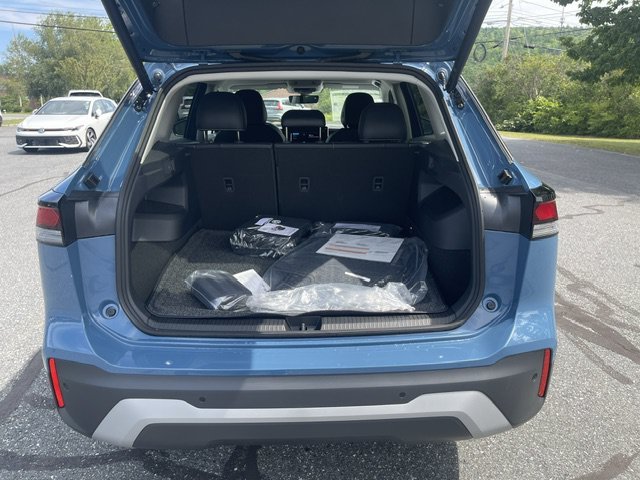 2026 Volkswagen Tiguan SE - Photo 8