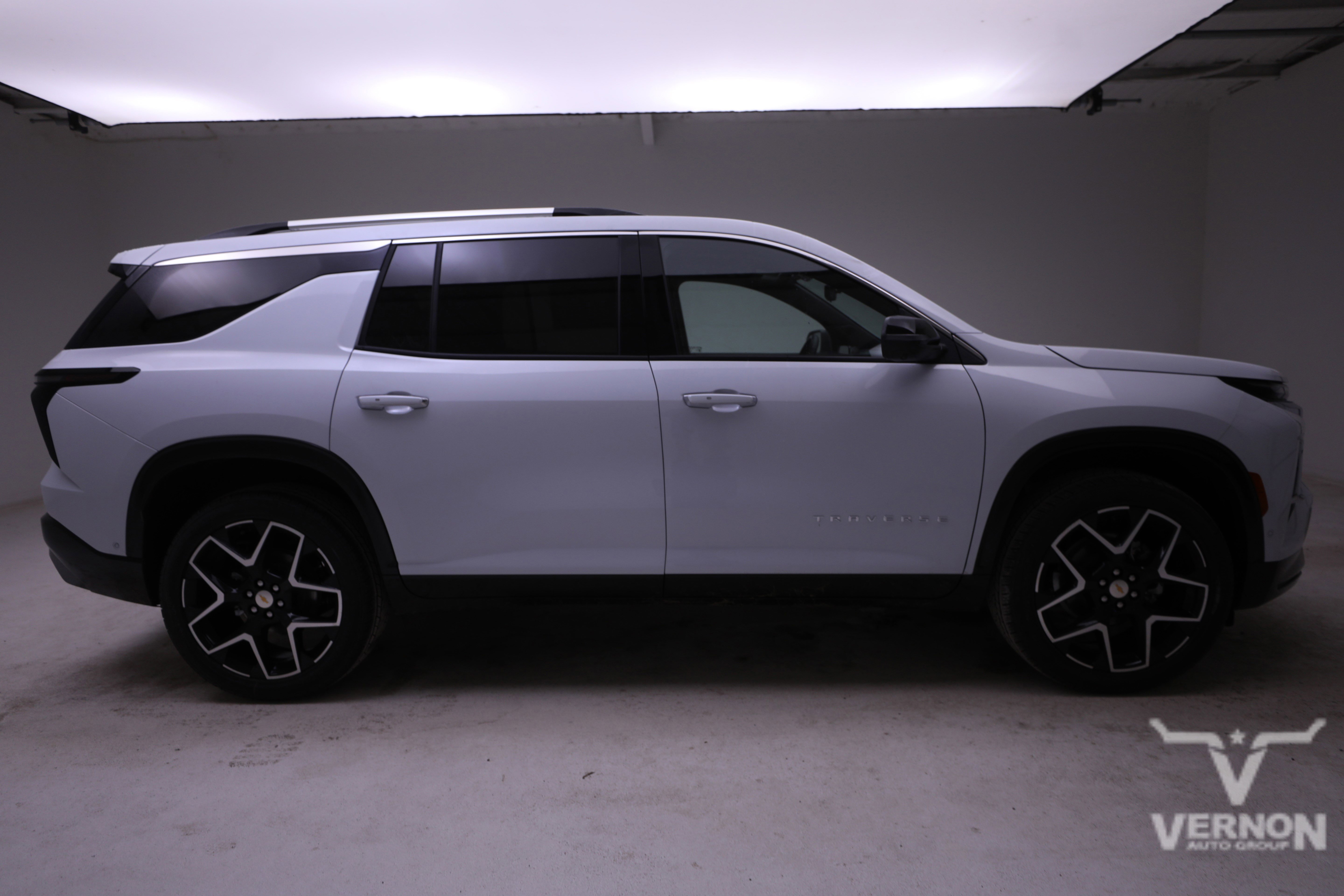 New 2026 Polar White Tricoat Chevrolet N image 6