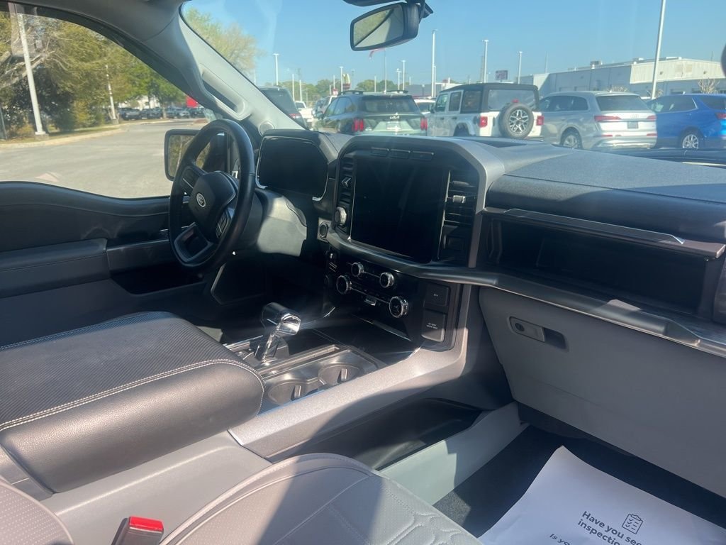 2023 Ford F-150 Lariat - Photo 11
