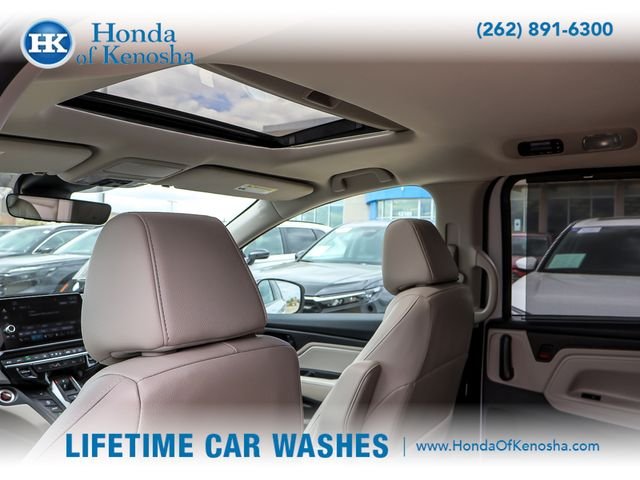 2025 Honda Odyssey EX-L - Photo 15