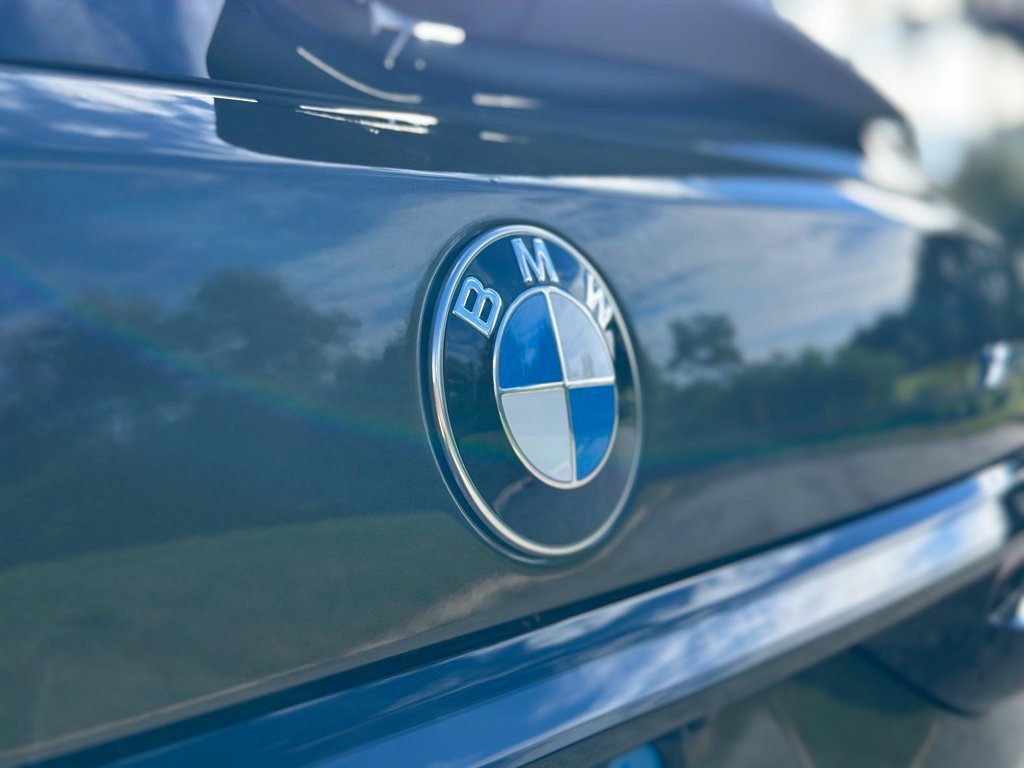New 2027 Manhattan Green Metallic BMW xDrive40i image 13