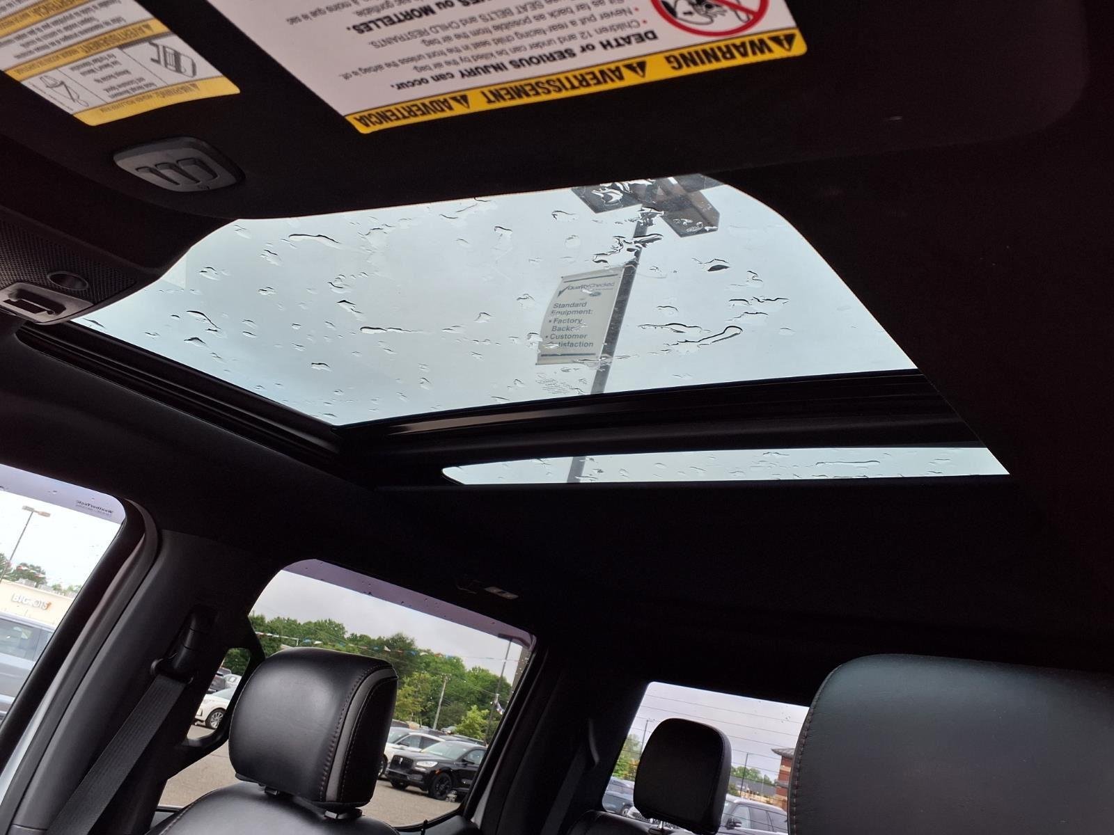 Used 2019  FORD  image 9