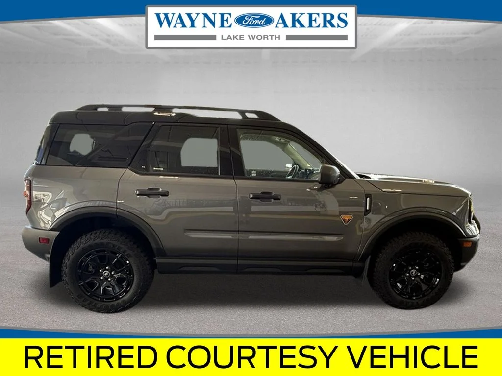 New 2025 Carbonized Gray Metallic Ford Badlands image 3