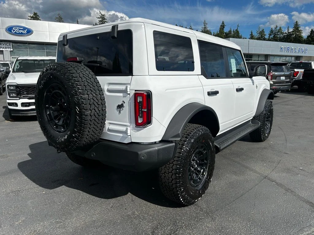 New 2026 White Ford Outer Banks image 9