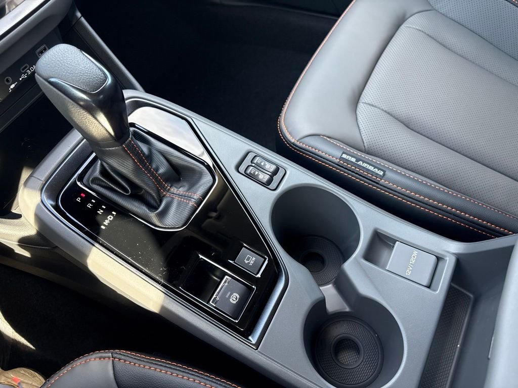 New 2026 CRYSTAL WHITE PEARL Subaru Limited Hybrid image 15