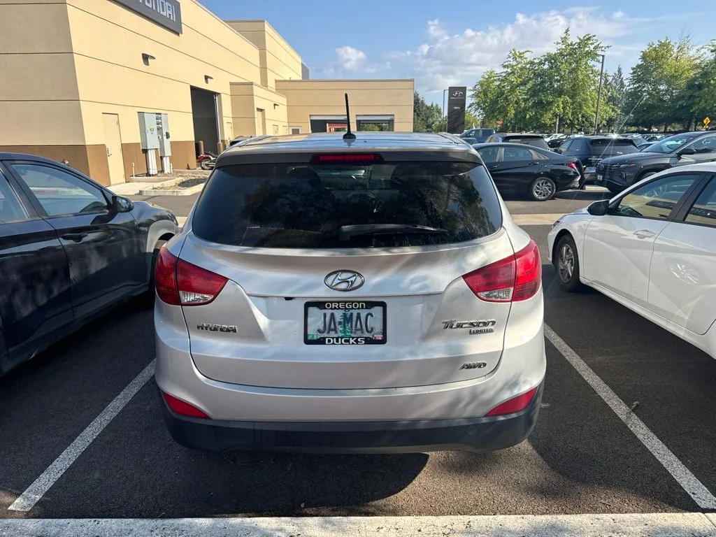Used 2013 Silver Hyundai Limited image 3