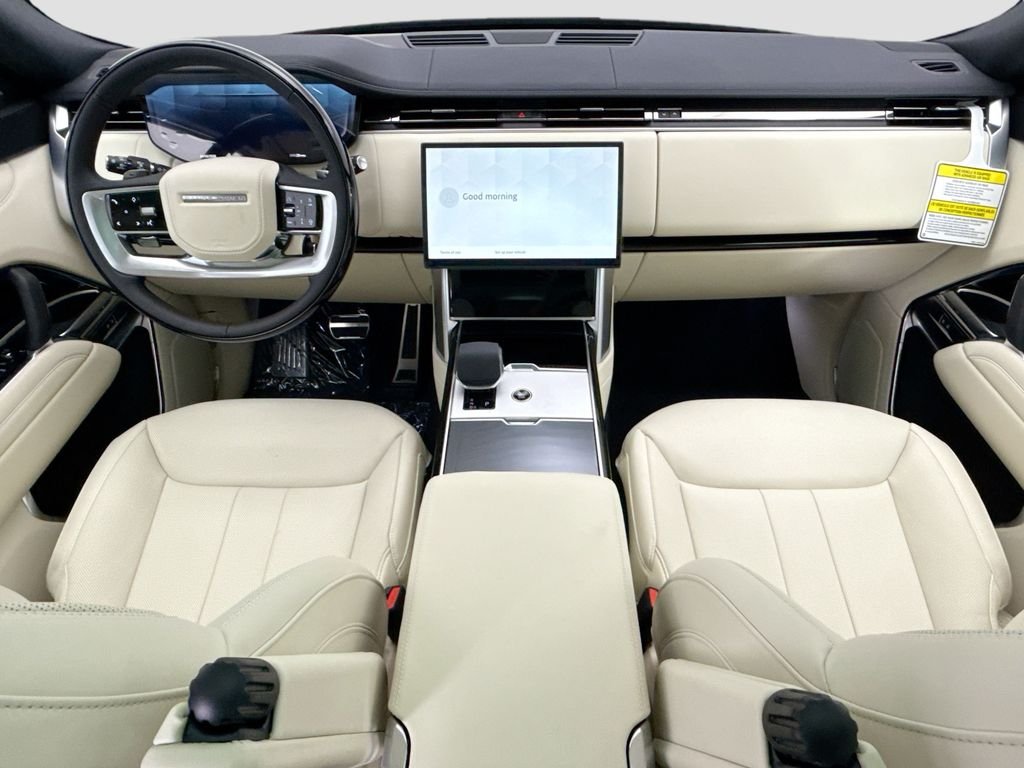 New 2026 Batumi Gold Land Rover SE image 14