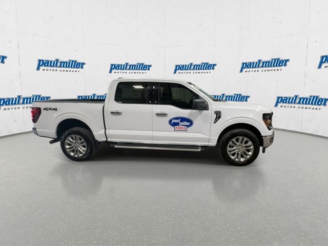 Used 2026 Oxford White Ford XLT image 2
