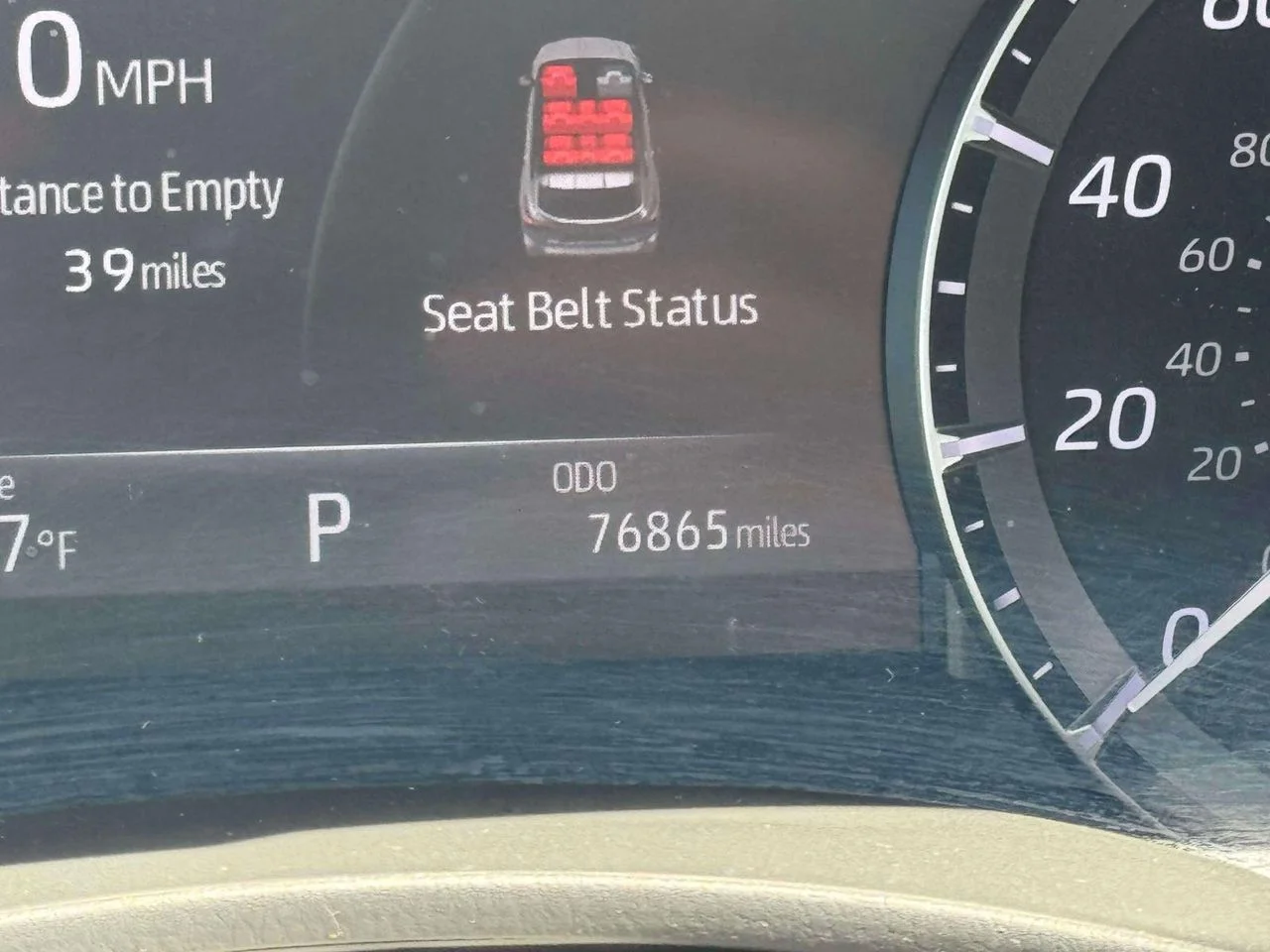 Used 2020 Midnight Black Metallic Toyota XLE image 32