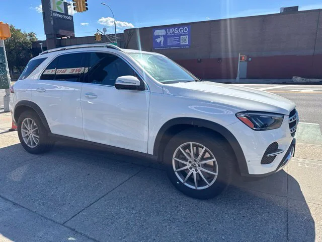 Used 2024  Mercedes-Benz GLE 450e image 9