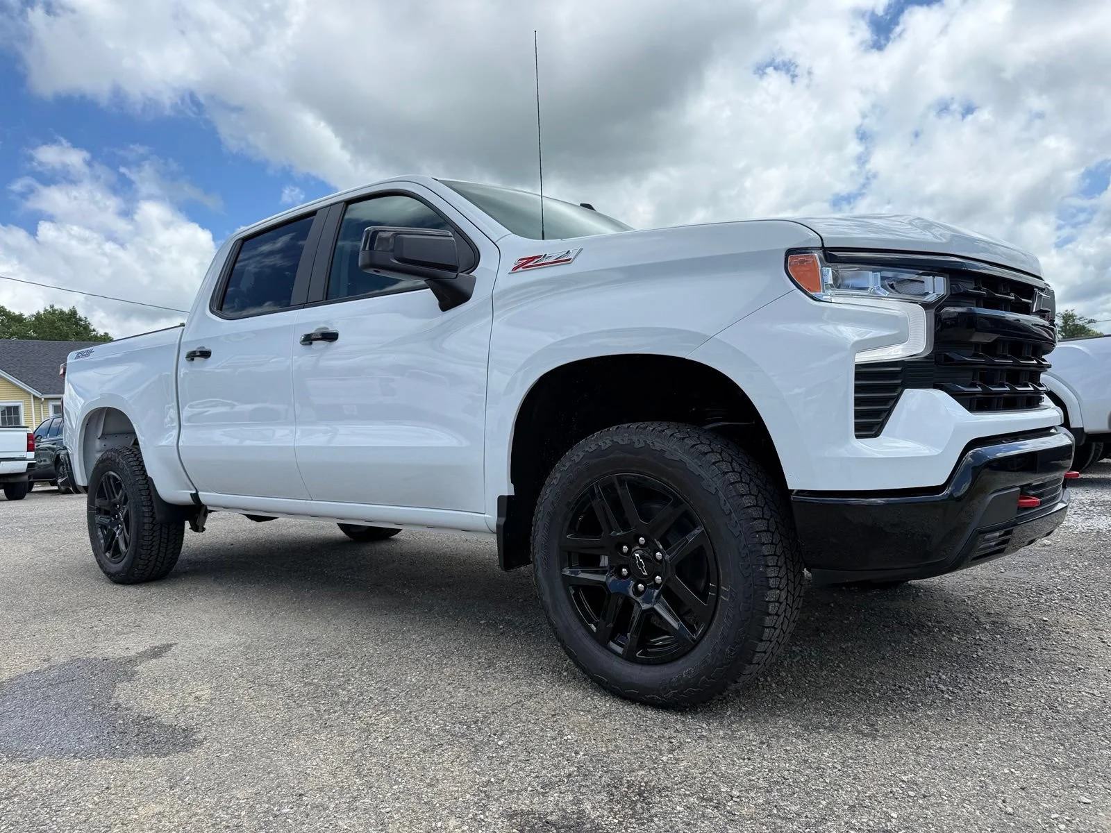 2026 Chevrolet Silverado 1500 LT Trail Boss - Photo 9