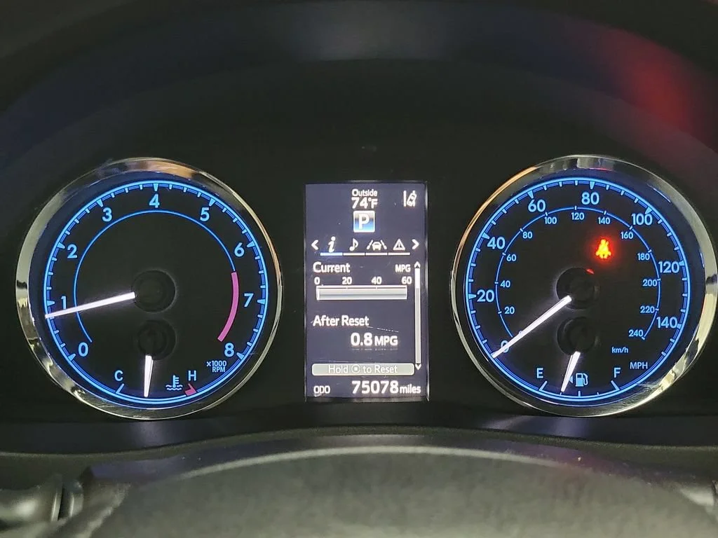 2017 Toyota Corolla XLE - Photo 14