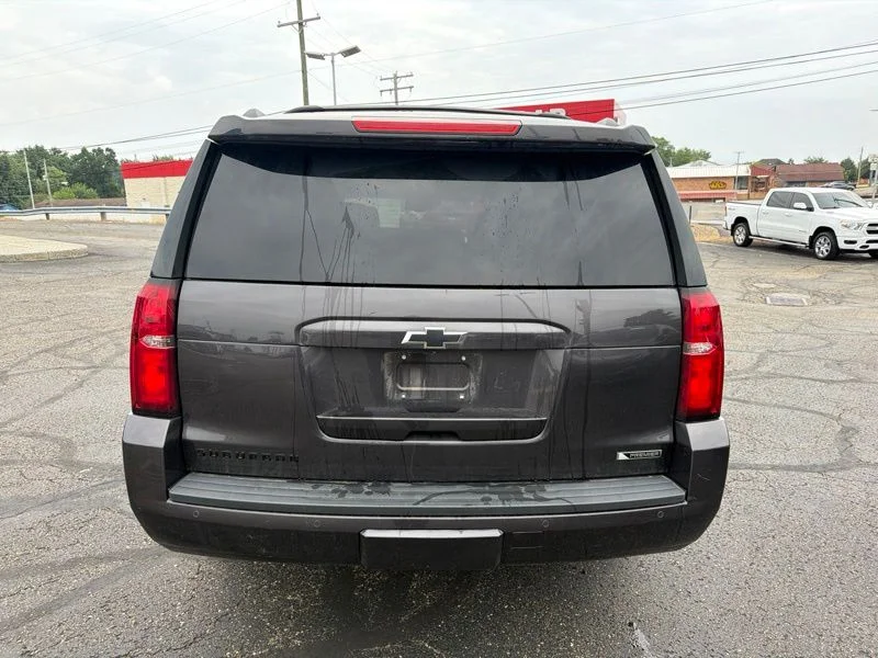 Used 2018 Gray Chevrolet Premier image 6