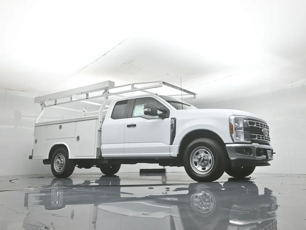 New 2026 White Ford XL image 3