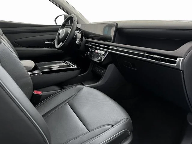 New 2025 White Hyundai Limited image 15