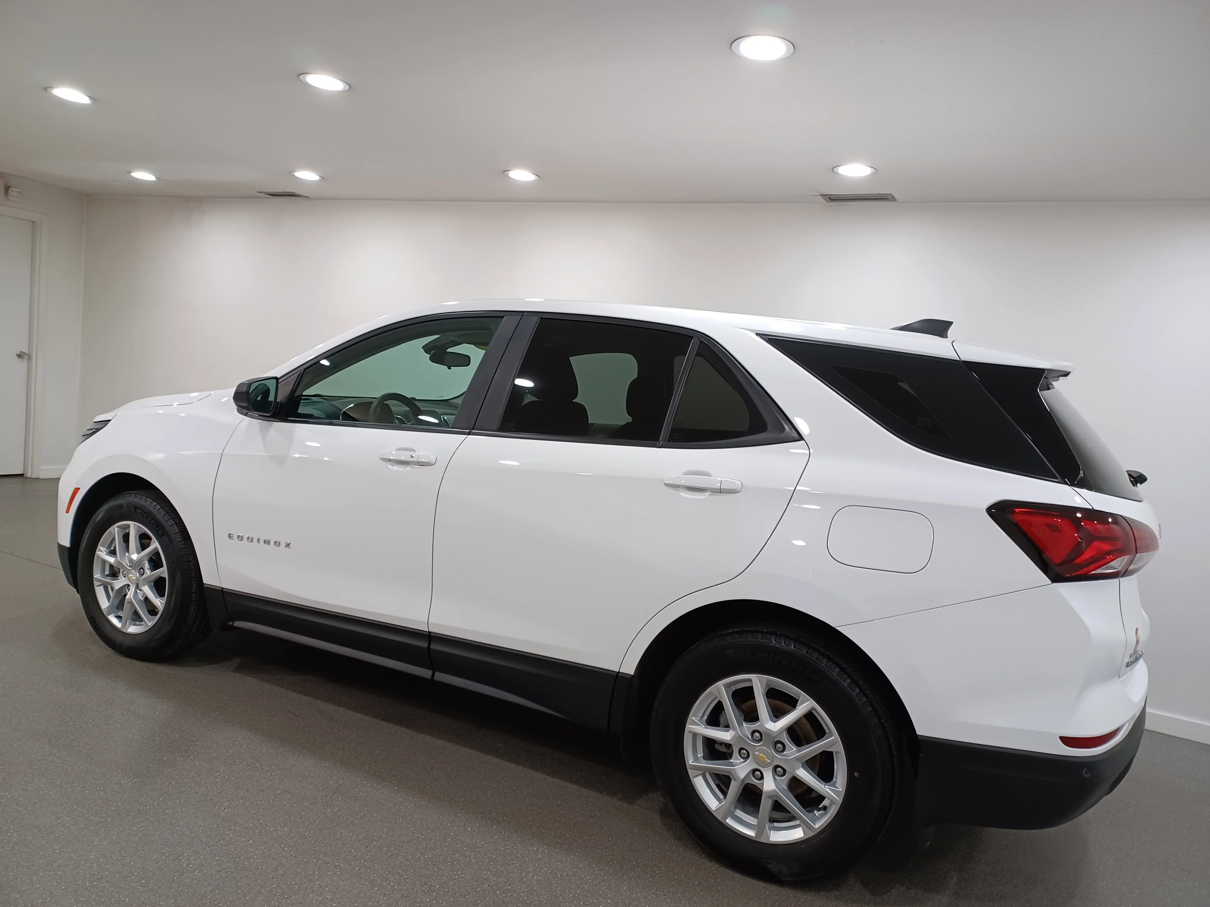 Certified Used 2022 Summit White Chevrolet LS*Remote Start | Htd Seats | Blind Spot Detection | Park Assist | Apple CarPlay image 7