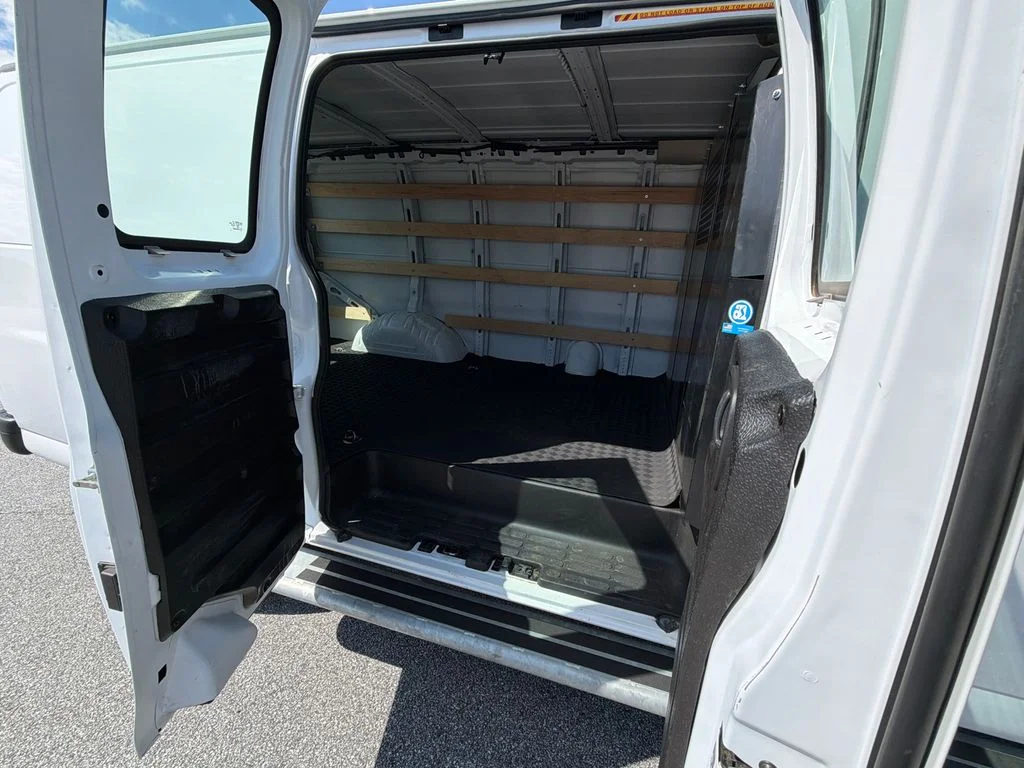 Used 2024 White GMC Work Van image 15