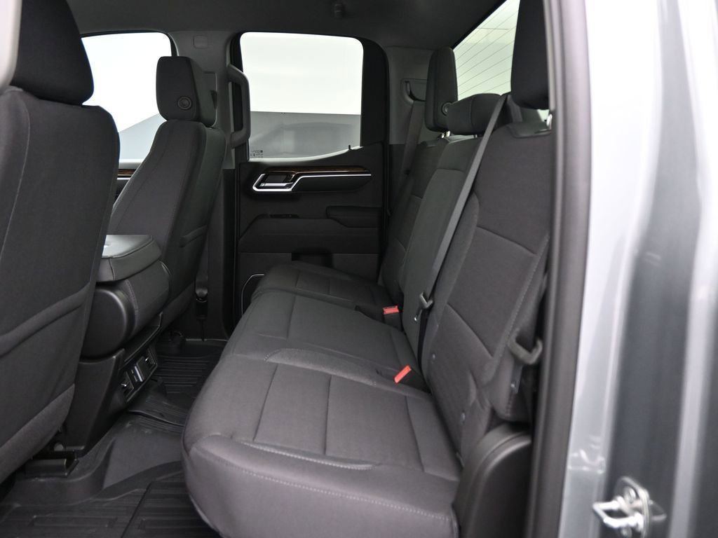 New 2026 Sterling Metallic GMC Elevation image 20