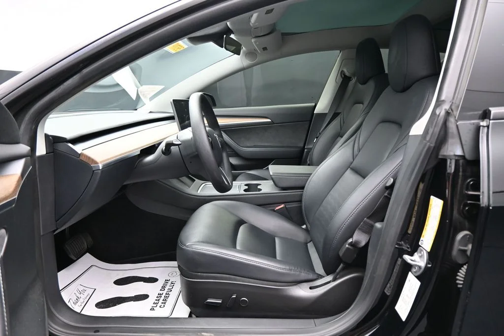 Used 2023 Black Tesla Base image 9