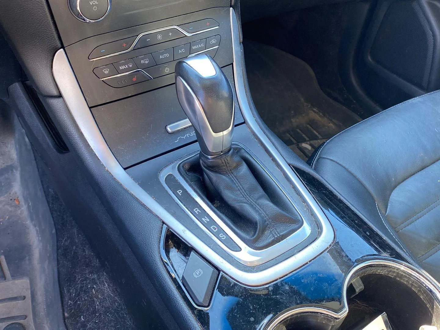Used 2015 Guard Ford SEL image 20