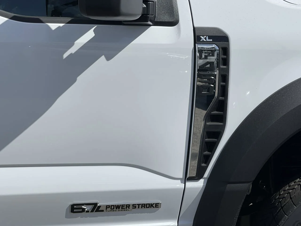 New 2026 Oxford White Ford  image 8