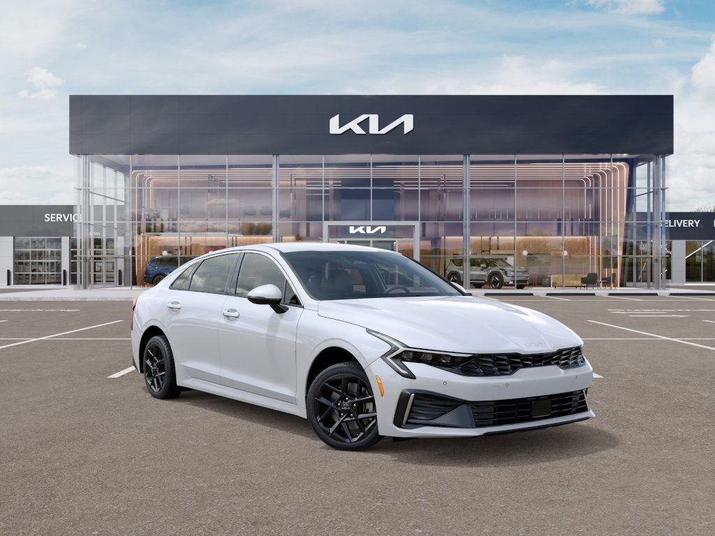 2026 Kia K5 LXS - Photo 8