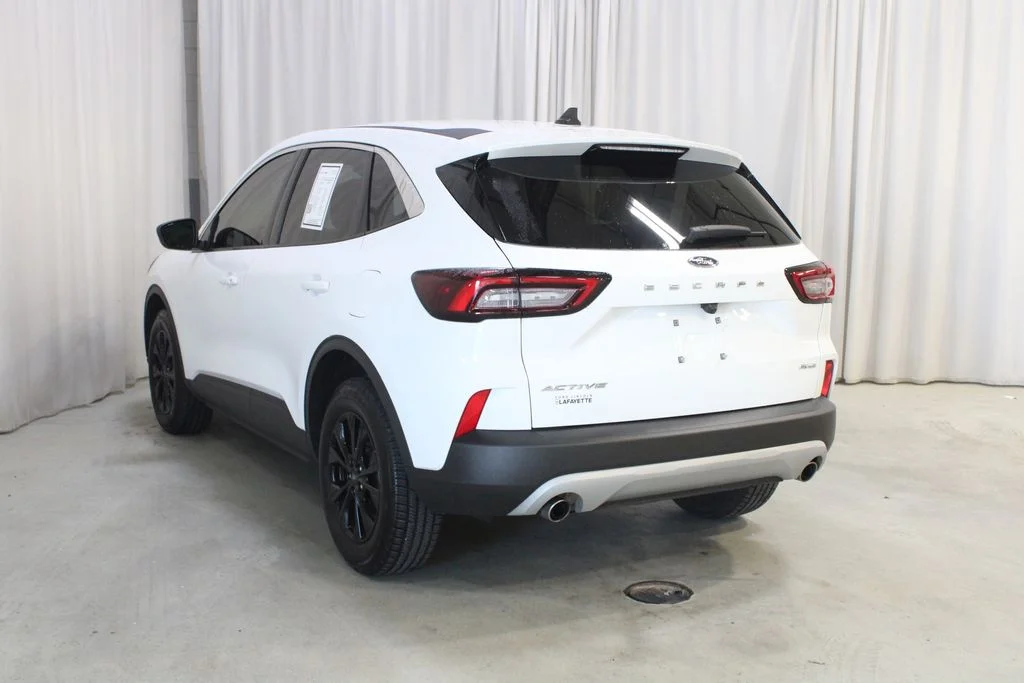 Used 2023 White Ford Active image 22