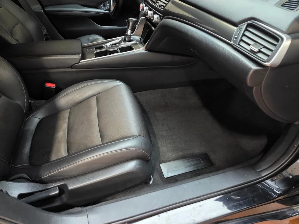Used 2020 Crystal Black Pearl Honda Sport image 9