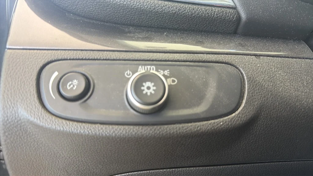 Used 2018 Graphite Gray Buick Preferred image 22