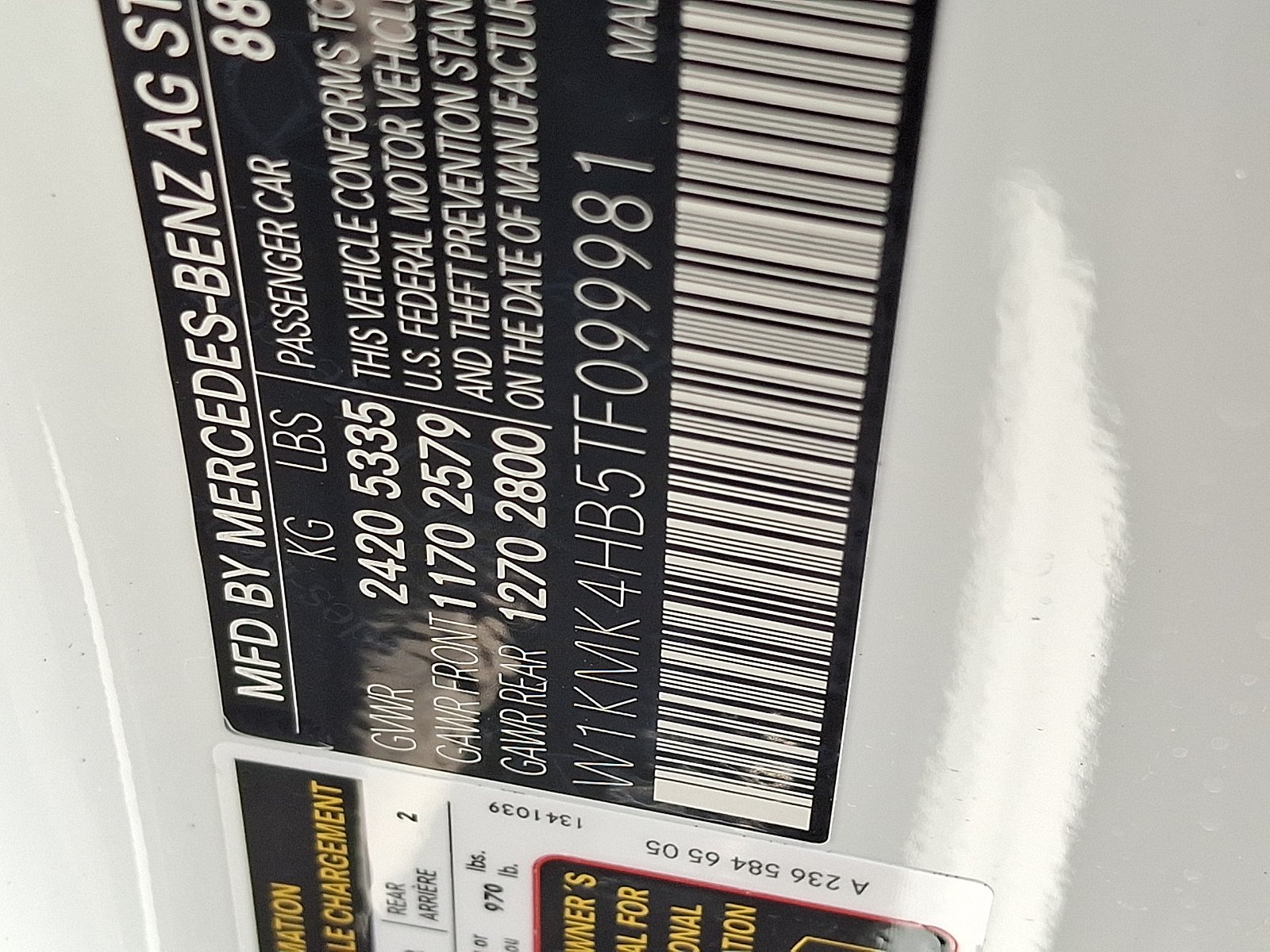 New 2026 MANUFAKTUR Moonlight White Metallic Mercedes-Benz CLE 300 image 17