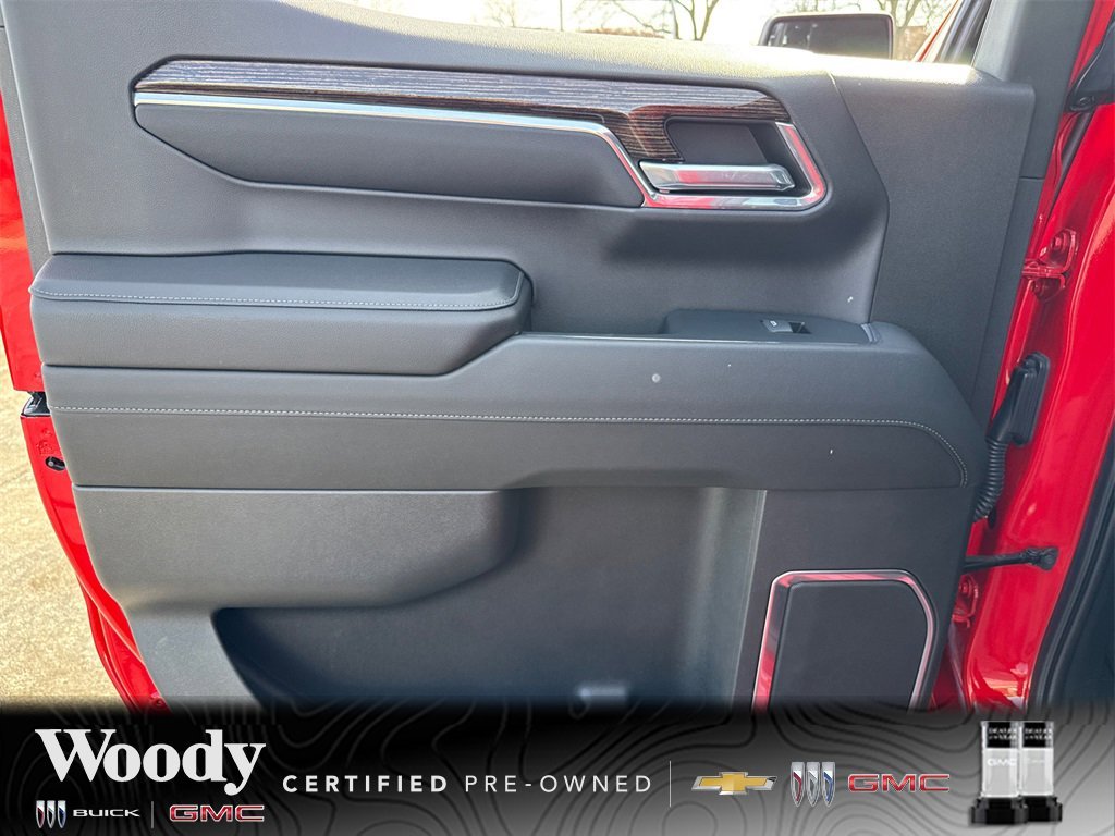 2023 GMC SIERRA - Image 29