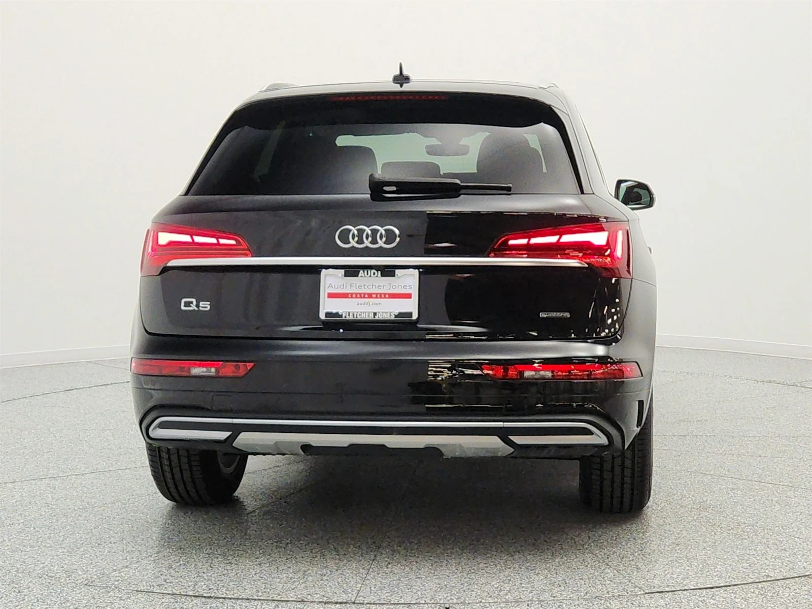 Used 2023 Mythos Black Metallic Audi Premium 40 TFSI quattro image 6